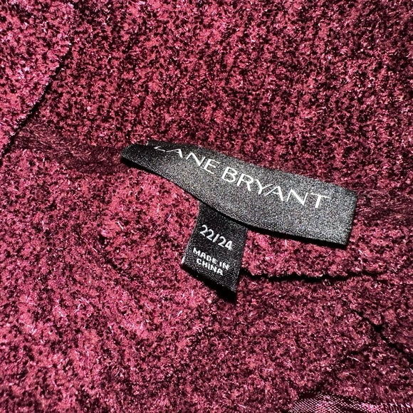 LANE BRYANT Peek-A-Boo Sweater - Picture 5 of 7